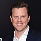 Willie Geist به عنوان Dim