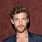 Harry Treadaway به عنوان Brady Hartsfield