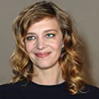 Céline Sallette به عنوان Louise