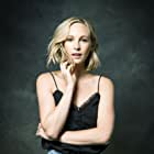 Candice King به عنوان Caroline Forbes
