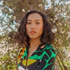 Sydney Park به عنوان Caitlin Lewis
