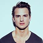 Freddie Stroma به عنوان Cormac McLaggen