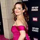 Laura Michelle Kelly به عنوان Lucy