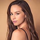 Ashleigh Lawrence به عنوان Party Goer