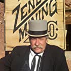 Peter Menyhart به عنوان Maladin