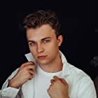 Jacob Hopkins به عنوان Boy