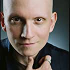 Anthony Carrigan به عنوان NoHo Hank