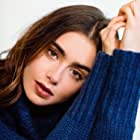 Lily Collins به عنوان Lucy Pace