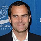 Andy Buckley به عنوان Scott
