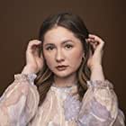 Emma Kenney به عنوان Debbie Gallagher
