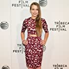 Isabelle McNally به عنوان Dine & Ditch Girl
