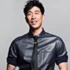 Qianyuan Wang به عنوان Lu Jianxing
