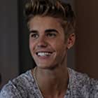 Justin Bieber به عنوان Self - Guest Star