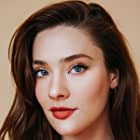 Eva Bourne به عنوان Birder's Daughter