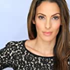 Verity Branco به عنوان Lori