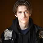 Percy Hynes White به عنوان Andy Strucker