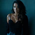 Kerry Bennett به عنوان Brenda