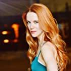 Valerie Jane Parker به عنوان Sarah