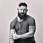Devan Chandler Long به عنوان Mel Gibson