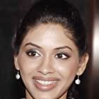 Anjali Patil به عنوان Puyal Charumathi Gaekwad