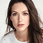 Rebecca Finch به عنوان Nicole