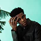 Camrus Johnson به عنوان Luke Fox