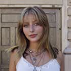 Sunny May Allison به عنوان Shelly