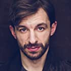 Scott Thomas به عنوان Sean