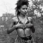 Zazie Beetz به عنوان Amber Bennett
