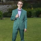 Zachary Gibson به عنوان Doug