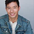 Darren Keilan به عنوان Lee Su-Hyeok