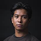 Alec Carlos به عنوان Mike