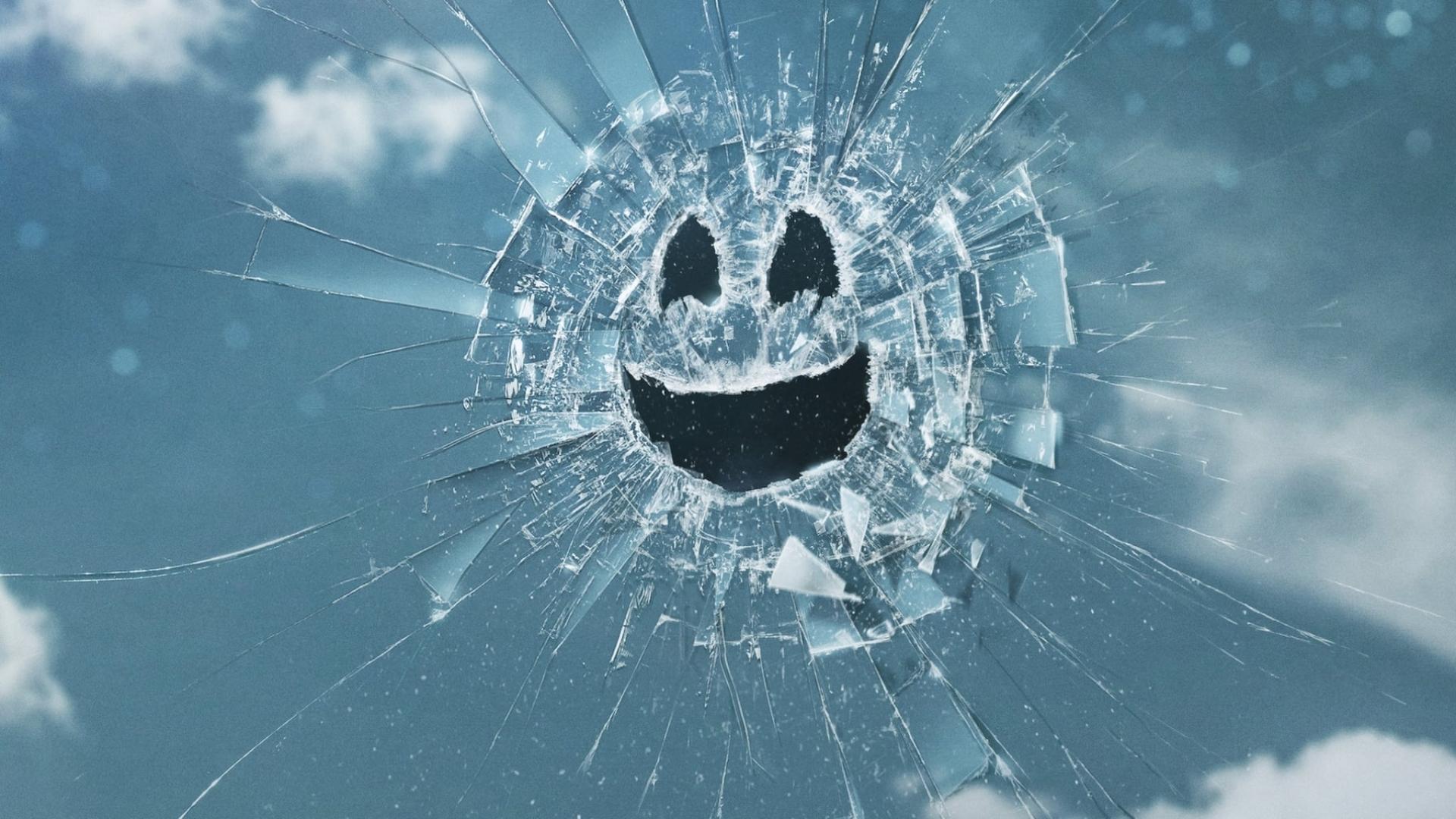 سریال  Black Mirror با زیرنویس چسبیده